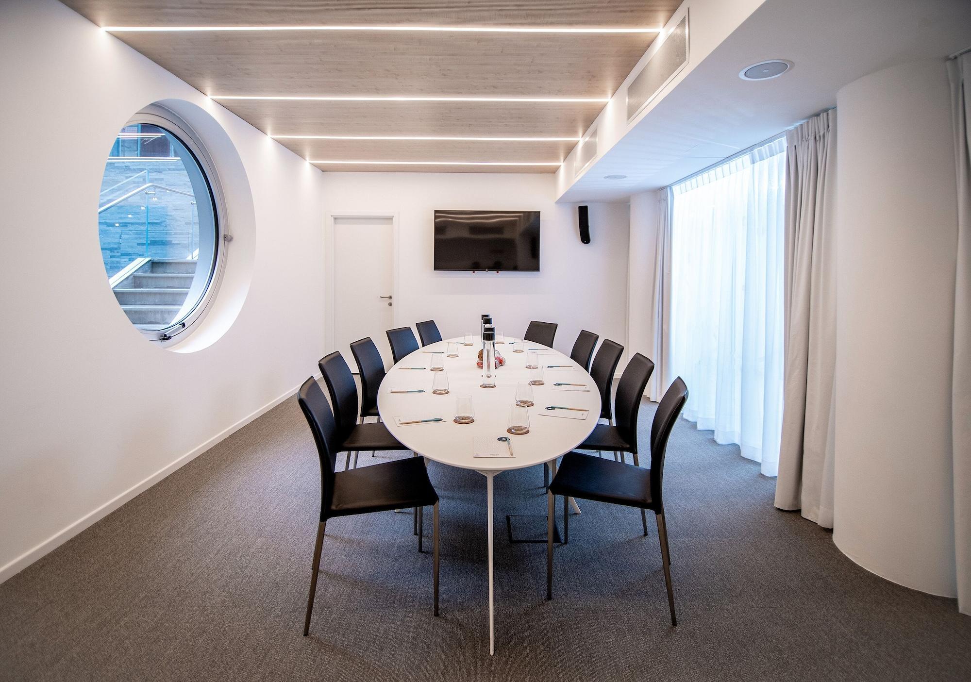 Innside By Melia Milano Torre Galfa Екстериор снимка