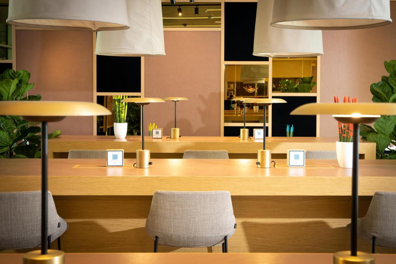 Innside By Melia Milano Torre Galfa Екстериор снимка